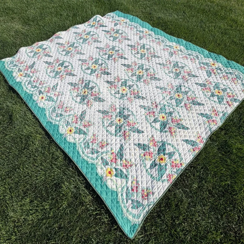 Columbia Ideal Quilting Co Floral Bedspread Teal Pink Yellow Quilted 80x70 B+